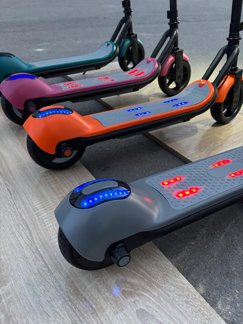 Trottinette Électrique Enfant 2502